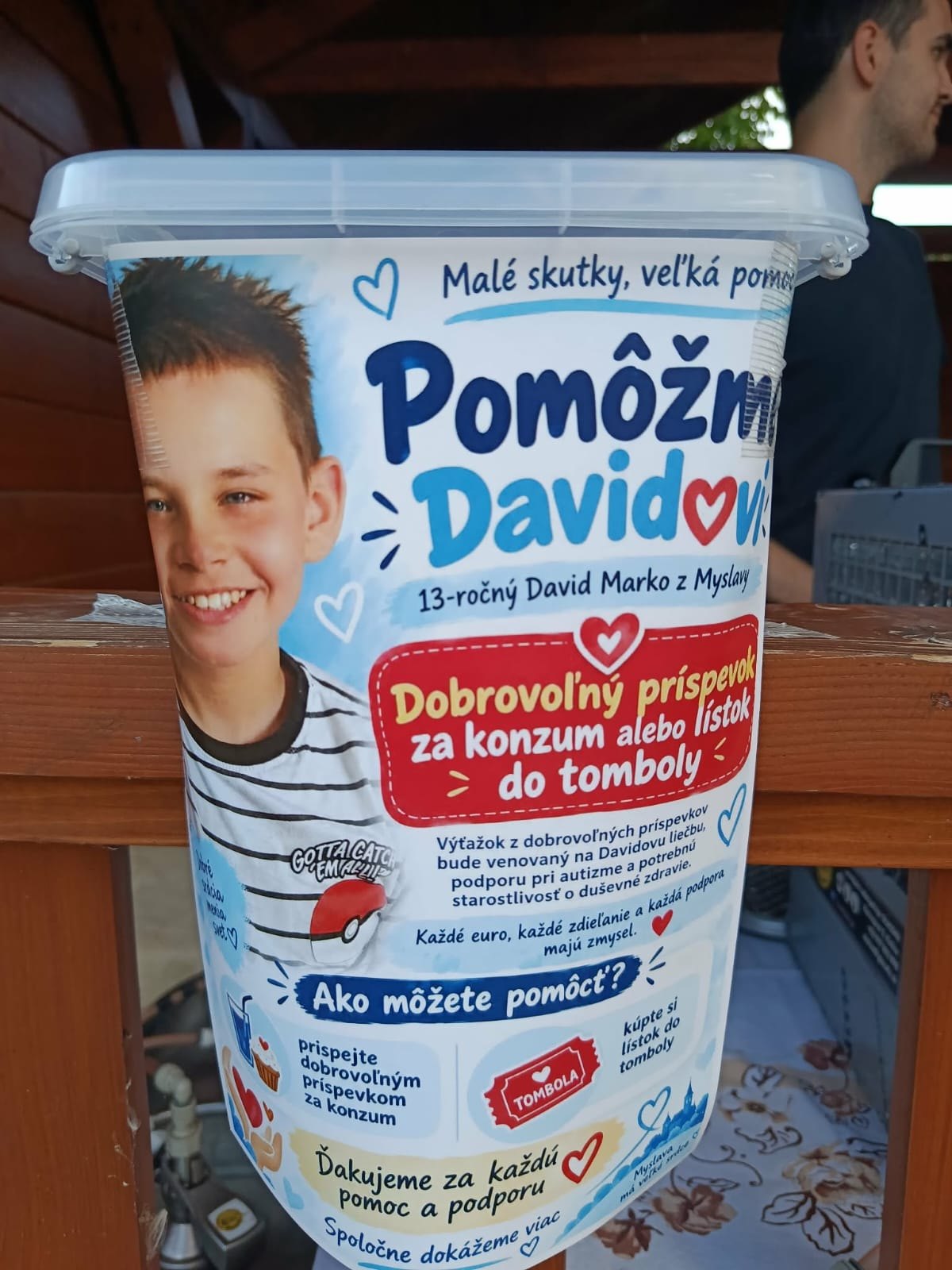 Dobročinná zbierka počas komunitného podujatia